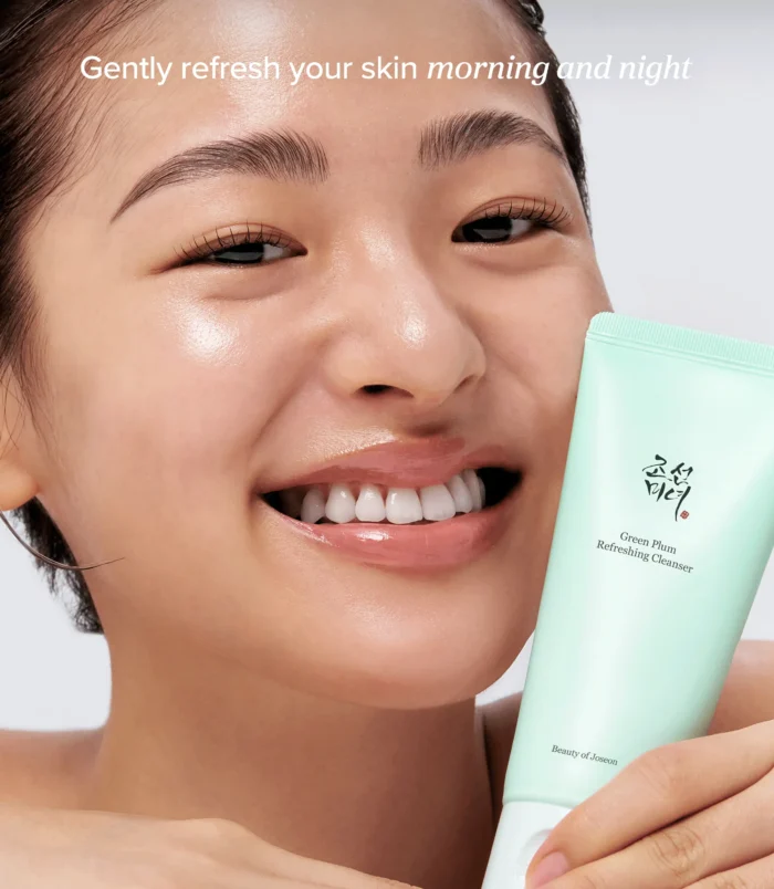 green-plum-refreshing-cleanser-3